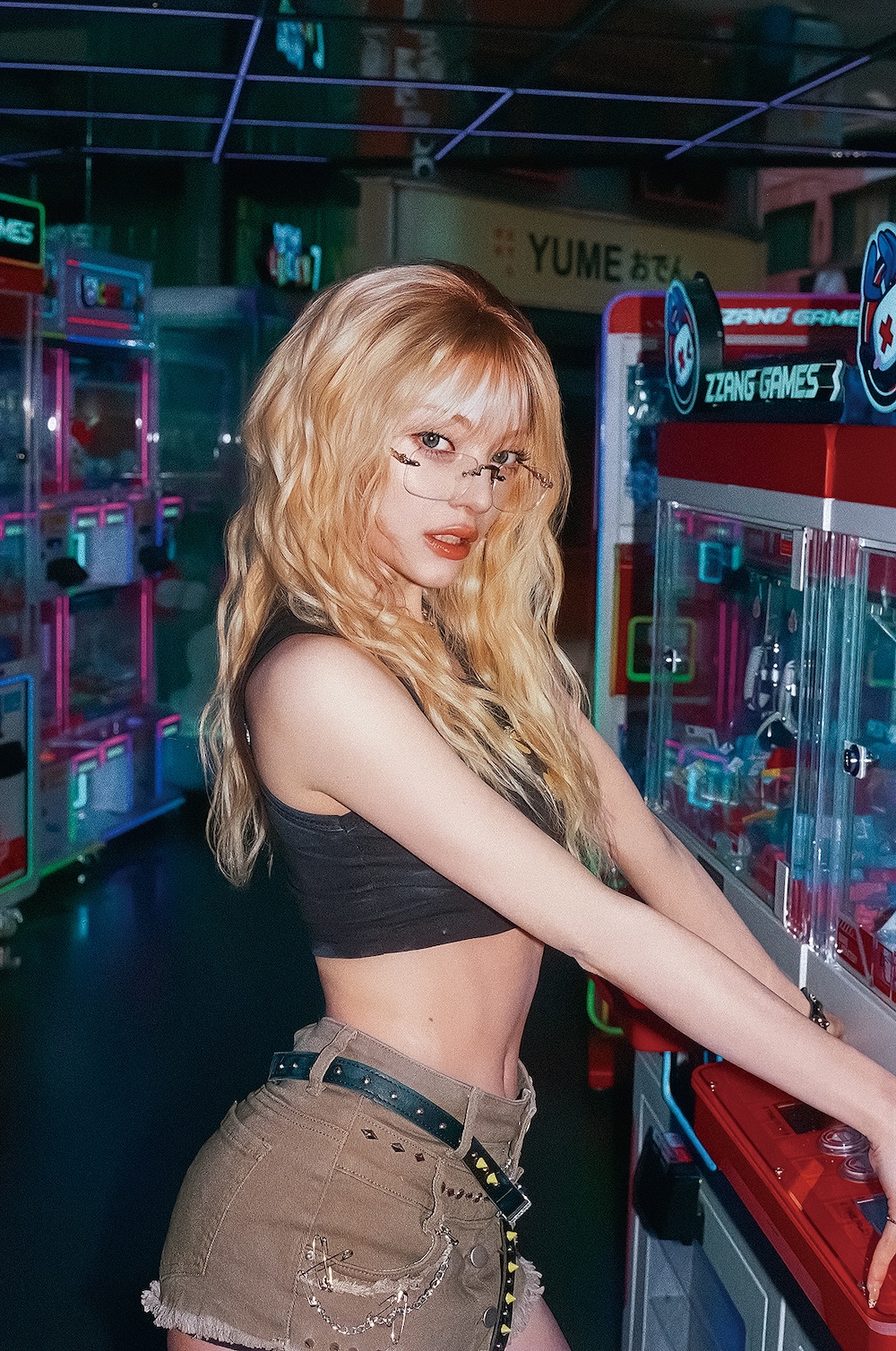 Girls On Fire in Tokyo CONCEPT PHOTO NOVA